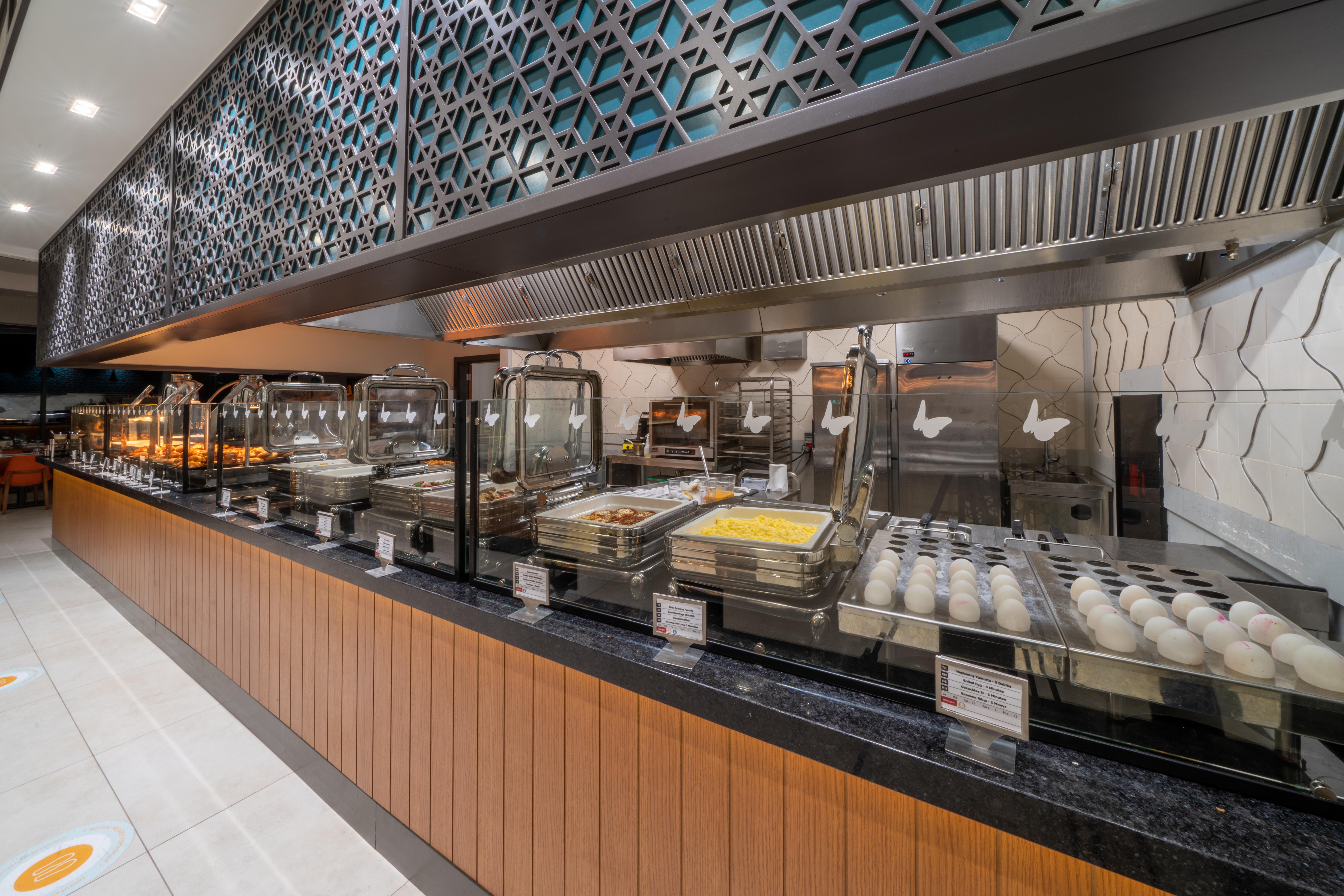 Hotel Sundia Exclusive By Liberty Fethiye Adults Only Exterior foto A buffet at the airport